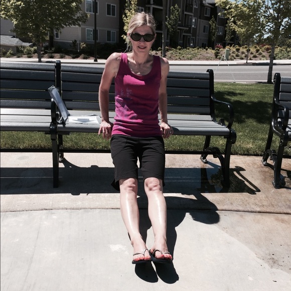 Welcome to my closet! Like me to receive updates! - Picture 7 of 8